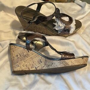 ST JOHN BAY~SILVER WEDGE SHOE~CORK HEEL~8.5